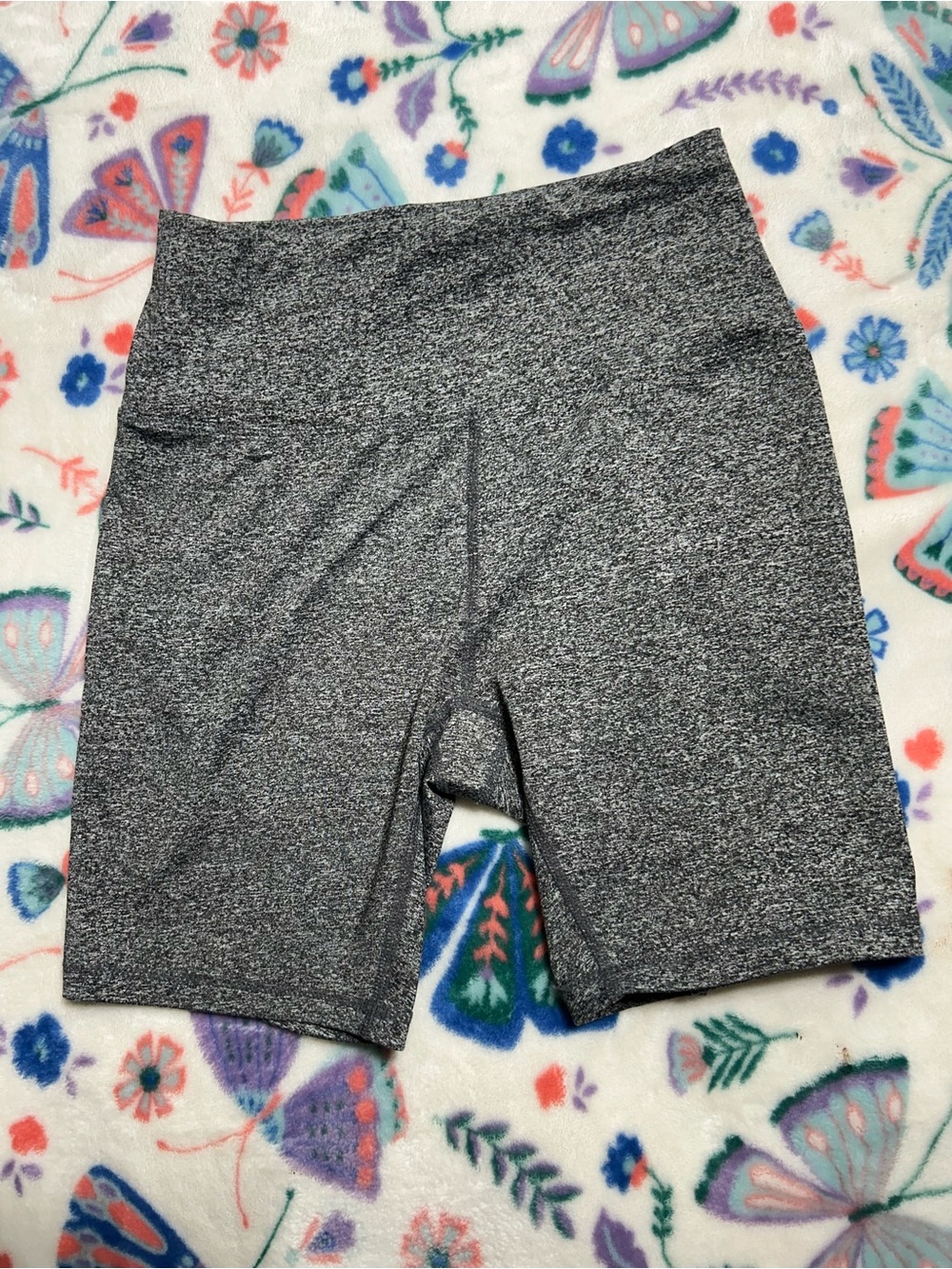 Women's High-Rise Gray Heather Bike Shorts